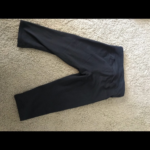 Knee length sport leggings - Picture 3 of 3